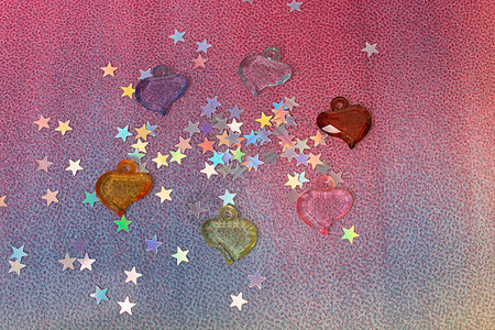 带有心形和小星星装饰的彩色珠子卡片边缘心血管玻璃塑料庆典粮食欲望卫生宝石图片