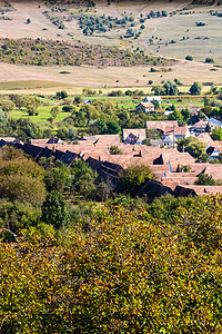 罗马尼亚有植被 田地和房屋的乡村空中景象 6农田天空环境建筑风景旅游绿色花园农业田野图片