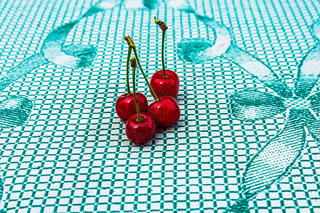 桌子上鲜新鲜美味的甜樱桃饮食宏观维生素叶子甜点食物果汁水果图片