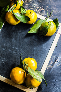 新鲜有机橘子水果热带盘子营养季节性食物甜点黑板橙子饮食乡村图片