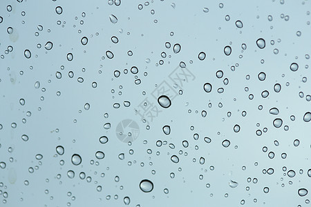 水滴清新背景反射飞沫天气墙纸雨滴环境气泡液体宏观绿色图片
