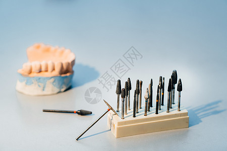 牙科技术员的研磨工具和钻探诊所印象职场办公室测量铣削牙科牙医抛光抛光机图片