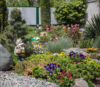花园群雕像塑像矮人乐趣植物草地院子制品装饰园艺图片