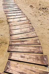 Wooden 路径支撑踪迹木材绳索海岸海滩硬木甲板木头桌子图片