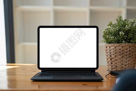 数字片片片 空白白屏幕 键盘 工作空间桌上的咖啡杯互联网办公室软垫商业电脑桌面展示女士网络工具图片