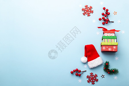 红圣诞或新年装饰品假期装饰纸屑玻璃季节雪花风格静物礼物问候图片