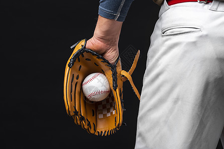 拿着棒球手套的后背观光人 高品质的美丽照片概念图片