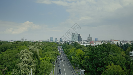 都市城市的天线空中风景景观建筑学街道公园建筑物地平线中心建筑汽车蓝色图片