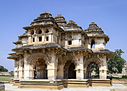 在印度卡纳塔克的Hampi也称为Lotus Mahal旅行建筑学文明古董纪念碑度假者建筑地标历史历史性图片