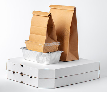 一套白色背景的可再循环食品包装 用于容器炙烤金属纸板纸盒餐厅杯子命令咖啡美食图片