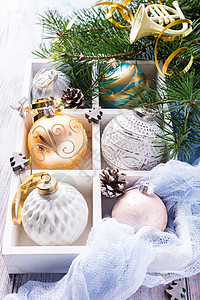 充满多彩的圣诞球庆典丝带盒子传统派对圆圈风格边界玩具魔法图片