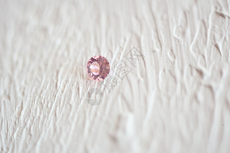 粉色水晶石 macropink 透明原石石英晶体图片