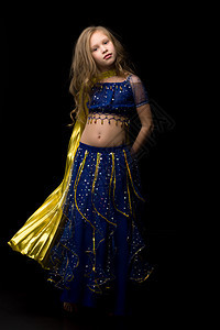 传统东方歌舞舞蹈中的迷人女孩Belly Danc图片