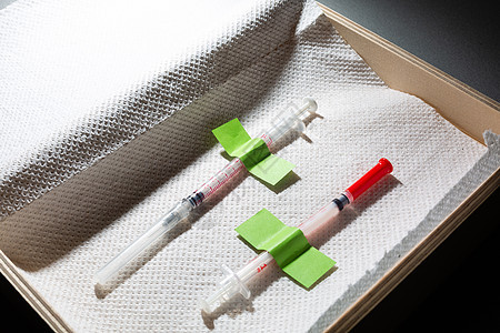 胰岛素注射器装在盒子里 准备糖尿病药瓶肥胖团体疫苗疼痛疾病激素药品胰腺注射器图片