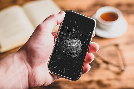 破碎智能电话手机电子产品粉碎工作破坏触摸屏维修咖啡屏幕展示图片