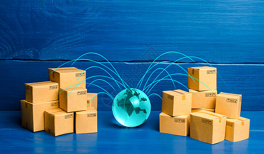 与地球相连的盒子 在世界各地运送货物和产品的概念 国际货物运输 业务全球化航运货运 分配图片
