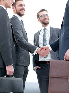 商业伙伴摇握手团体人士男人手势问候语管理人员领导者商务生长工人图片