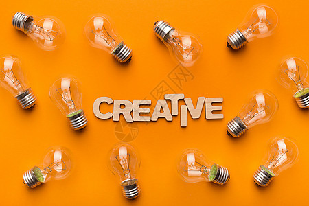 带有灯泡的抽象创作背景摘要家庭创新发明技术活力电气创造力照明黄色插座图片