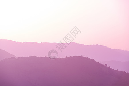紫外线紫色夏天风景丘陵太阳地平线爬坡农村森林日落旅行艺术阳光图片