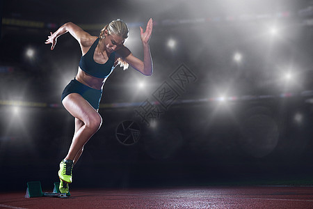 女性短跑车离开起始街区的像素设计短跑成功场地蓝色竞争运动员成人生活活力运动图片