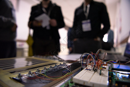 高技术高电动电路主机板芯片女性电脑工程蓝色数据科学维修团队电阻器图片