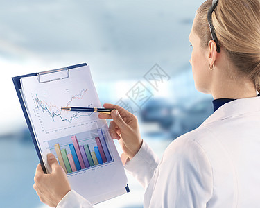 股票市场图监测情况经济学商业监控圆珠笔收益营销数据价格平衡文书图片