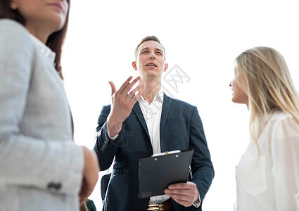 雇员向同事解释自己的想法 单位 千分之一经理管理人员手势企业家女性生意人员工男性团体商业图片