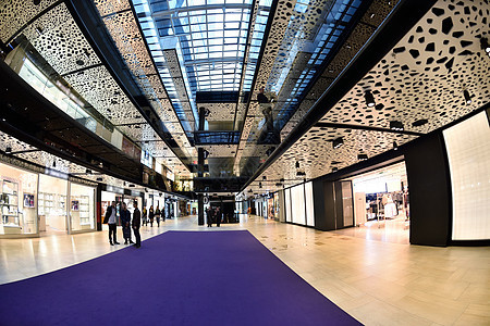 购物商场自动扶梯画廊贸易商业购物者建筑场景展示大厅销售图片