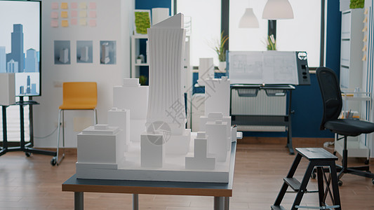 空空建筑空间 配有蓄水模型和马奎特 以在办公桌上创建地产计划图片