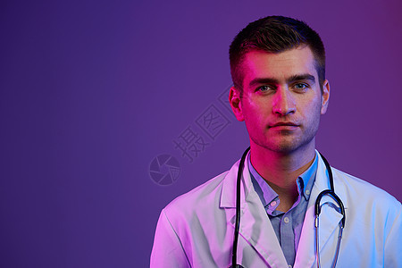 医生肖像学生危险实习生商业治疗药品男人实验室英雄微笑图片