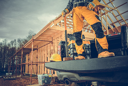 承包商工人和建筑工地的建筑工图片