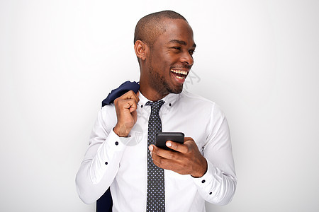 欢乐的黑人商务人士拿着手机笑着笑图片
