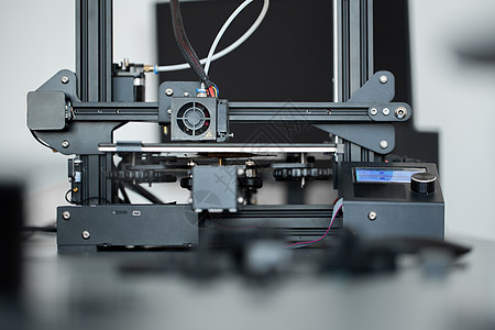 实验室的3D印刷机操作 由3D打印机负责腹肌材料打印工程机器科学生产塑料工具创新背景图片