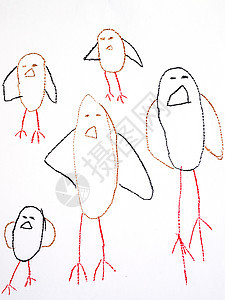 在儿童绘画中 有五只鸟被刻在铅笔上 白纸彩色铅笔是垂直的图片