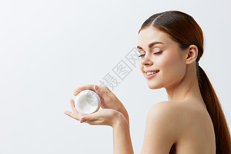 洗净皮肤水疗 脱肩清洁的皮肤SPA治疗图片