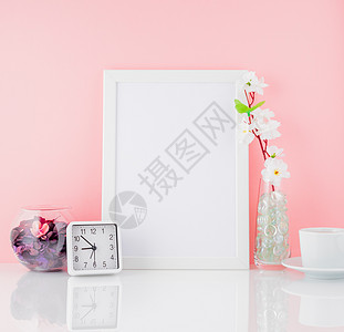 白板 花朵 时钟 咖啡或茶图片