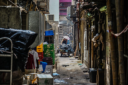 香港高楼大厦后巷子图片