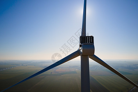 农村部分风力机涡轮机空中观察 绿色能源行业力量农田风力科技场地农场环境蓝色天空图片