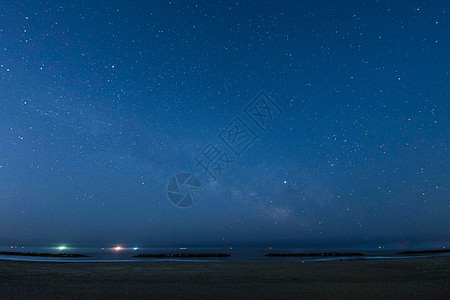 星空在仙台阿拉姆市海岸夜景天文银河系照明地球照片夜空天空速度星星图片