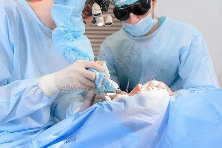 激光眼睑成形术 用于矫正眼睑缺陷 畸形和毁容的整形外科手术医生诊所治疗保健神经胶原程序实验室玻尿酸注射图片