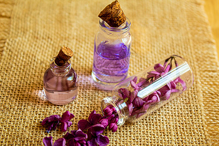 小瓶装硅油 有选择性的焦点按摩医学香水花瓣疗法芳香蓝色呵护治疗福利图片