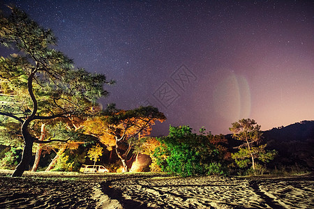 喀尔巴阡山脉多姿多彩的夏季风景星系行星宇宙恒星曲目火花天空微光气氛勘探图片