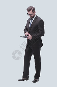 充满信心的商务人士依靠计算器来进行计算衬衫顾问商务金融平衡成人经济男人人士按钮图片