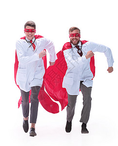 两位超级医生满怀信心地向前走 笑声生活合作男人男性同事帮助外套微笑援助跑步图片