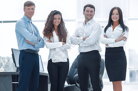 站在桌面附近的成功商业团队站到桌面旁职员专业人员业务女性生活雇员办公室领导正装男人图片