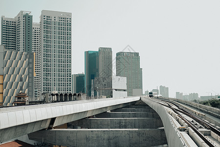 BTS 空中列车到站台铁路过境运输交通速度旅行车站首都捷运民众图片