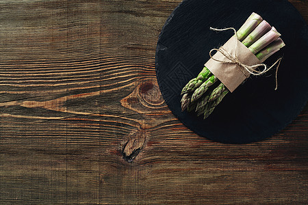 木本底的食用生原长毛健康石头季节植物蔬菜草本植物花园烹饪石板桌子图片