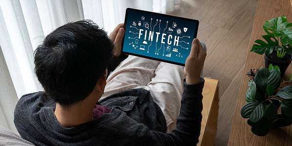 Fintech金融技术软件 供现代企业使用房间投资网络男人交换电脑创新小样银行业市场图片