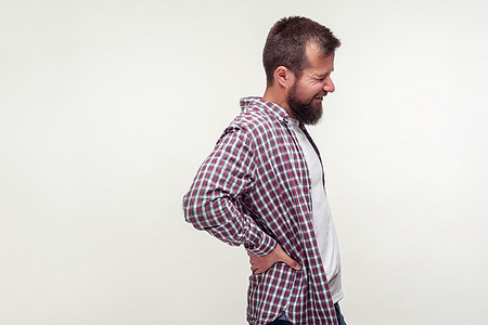 灰色背景的有情感胡子的男人关节炎药品脊柱石头肌肉紧张治疗尿液失败男性图片