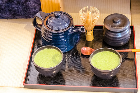 传统仪式由茶壶 茶杯 茶杯 茶刷等组成 并装满了绿茶叶芳香桌子饮料竹子粉末抹茶地面疗法石头香气图片